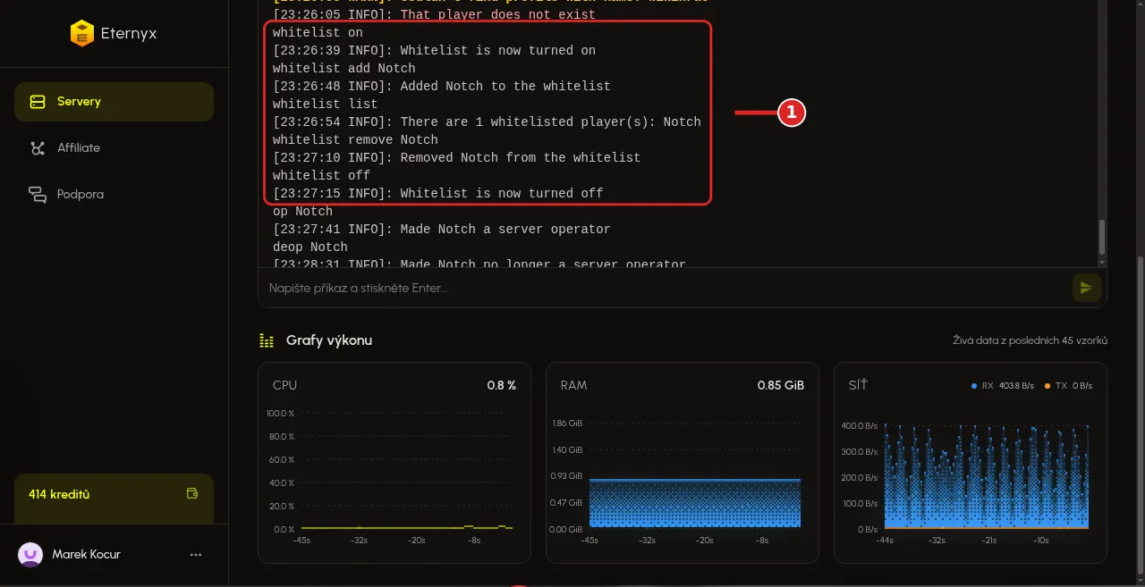 Konzole s příkazy whitelist on, whitelist add Notch, whitelist list a whitelist off na serveru tutorial
