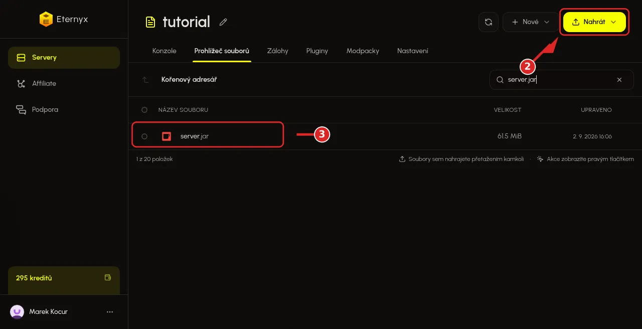 Tlačítko Nahrát a soubor server.jar v kořeni Prohlížeče souborů